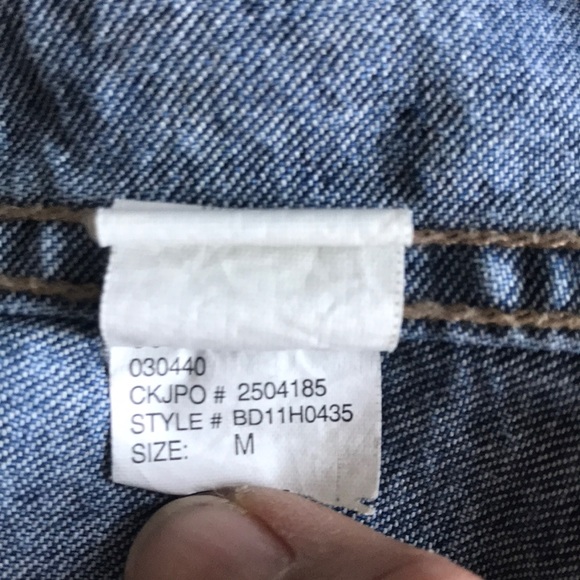 Calvin Klein Jean jacket size medium, med wash - Picture 5 of 7